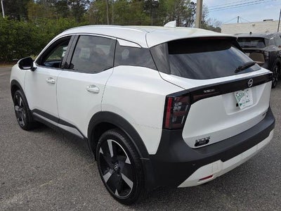 2025 Nissan Kicks SR AWD