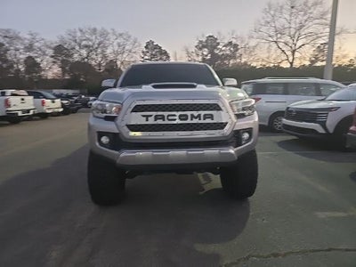2017 Toyota Tacoma SR5 Double Cab 6' Bed V6 4x4 AT (Natl)