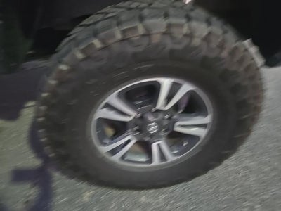 2017 Toyota Tacoma SR5 Double Cab 6' Bed V6 4x4 AT (Natl)