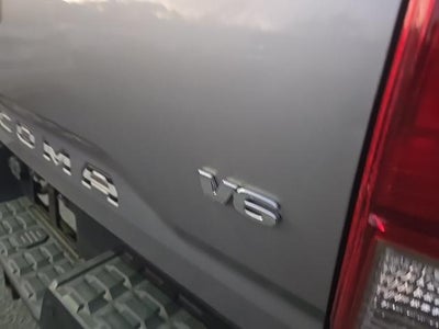 2017 Toyota Tacoma SR5 Double Cab 6' Bed V6 4x4 AT (Natl)