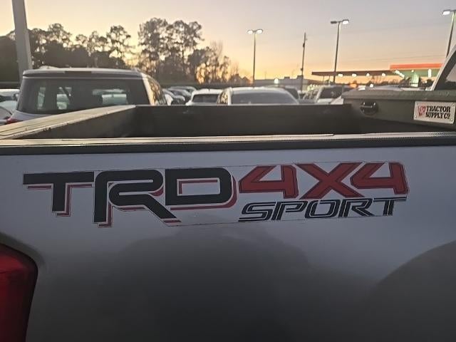 2017 Toyota Tacoma SR5 Double Cab 6' Bed V6 4x4 AT (Natl)