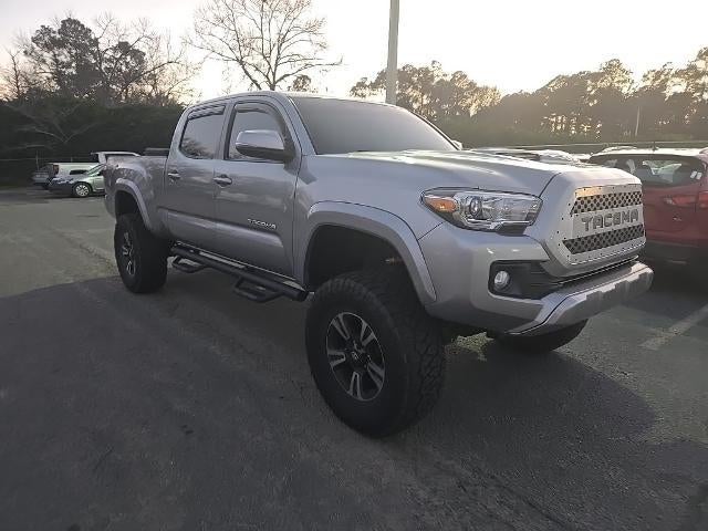 2017 Toyota Tacoma SR5 Double Cab 6' Bed V6 4x4 AT (Natl)
