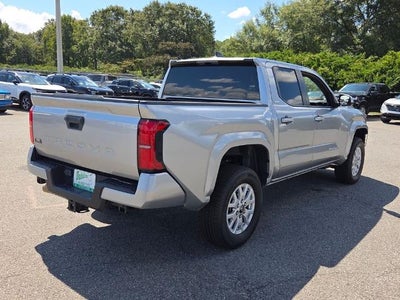 2024 Toyota Tacoma 2WD 2WD SR5 Double Cab 5' Bed AT (SE)
