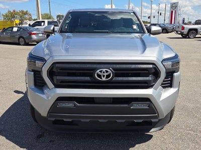 2024 Toyota Tacoma 2WD 2WD SR5 Double Cab 5' Bed AT (SE)