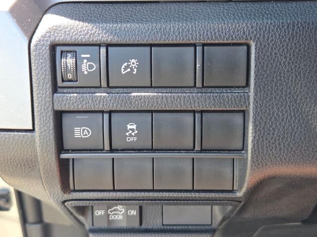 2024 Toyota Tacoma 2WD 2WD SR5 Double Cab 5' Bed AT (SE)