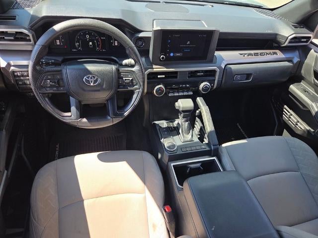2024 Toyota Tacoma 2WD 2WD SR5 Double Cab 5' Bed AT (SE)