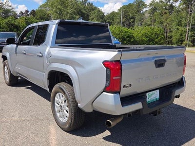 2024 Toyota Tacoma 2WD 2WD SR5 Double Cab 5' Bed AT (SE)