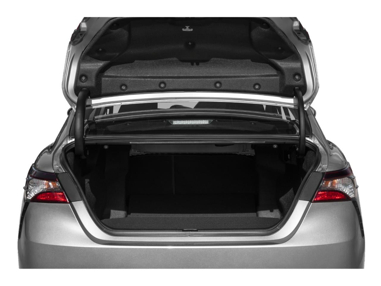 2022 Toyota Camry SE Auto (SE)