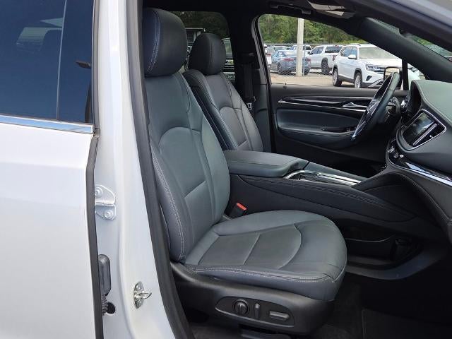 2023 Buick Enclave Essence FWD