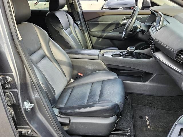 2021 Nissan Rogue FWD SV