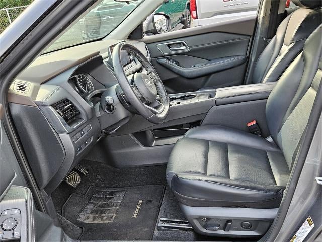 2021 Nissan Rogue FWD SV