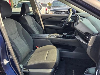 2024 Nissan Rogue FWD SV