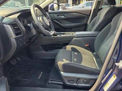 2024 Nissan Rogue FWD SV