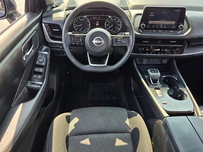 2024 Nissan Rogue FWD SV