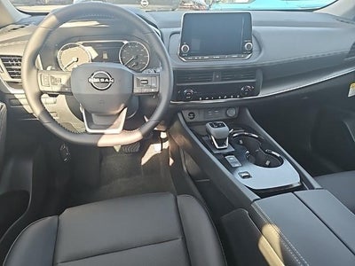 2026 Nissan Rogue 2026.5 FWD Dark Armor