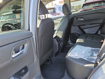 2026 Nissan Rogue 2026.5 FWD Dark Armor