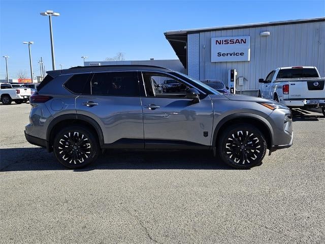 2026 Nissan Rogue 2026.5 FWD Dark Armor