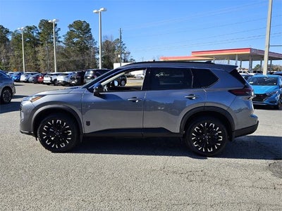 2026 Nissan Rogue 2026.5 FWD Dark Armor