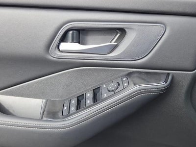 2026 Nissan Rogue 2026.5 FWD SV