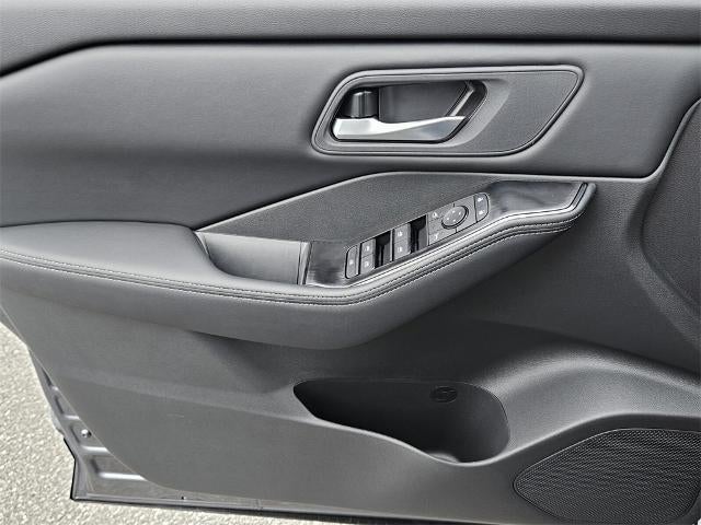 2026 Nissan Rogue 2026.5 FWD SV