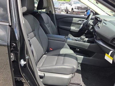 2026 Nissan Rogue 2026.5 FWD Dark Armor