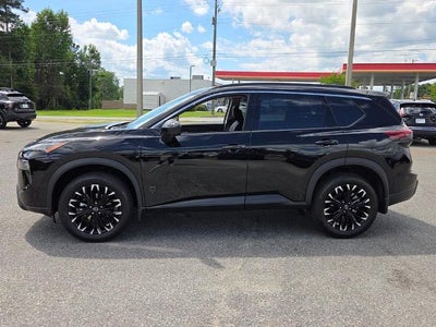 2026 Nissan Rogue 2026.5 FWD Dark Armor