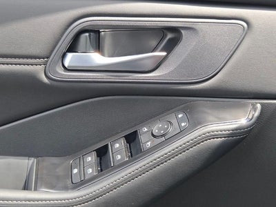 2026 Nissan Rogue 2026.5 FWD Dark Armor