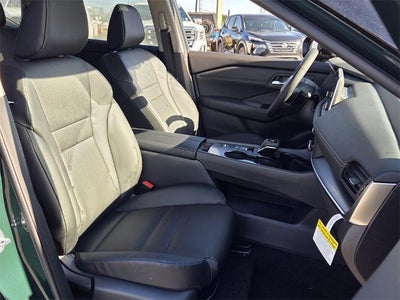 2026 Nissan Rogue 2026.5 FWD Dark Armor