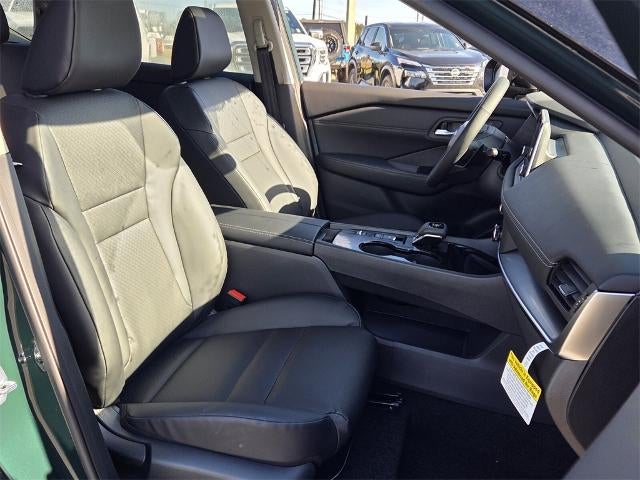 2026 Nissan Rogue 2026.5 FWD Dark Armor