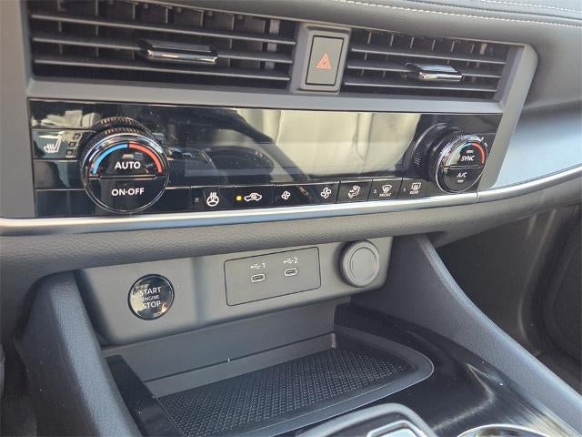 2026 Nissan Rogue 2026.5 FWD Dark Armor