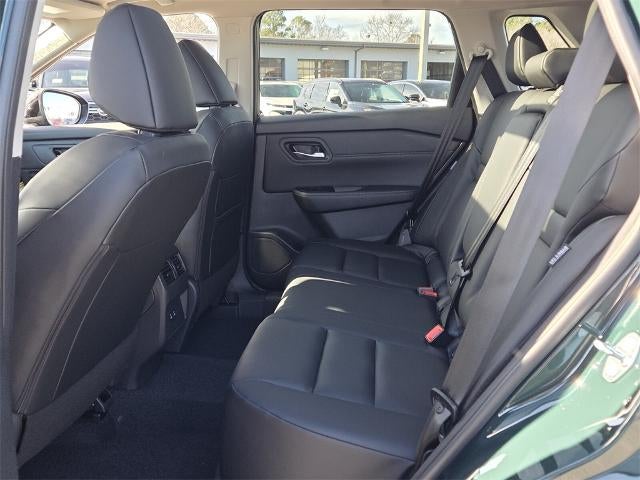 2026 Nissan Rogue 2026.5 FWD Dark Armor