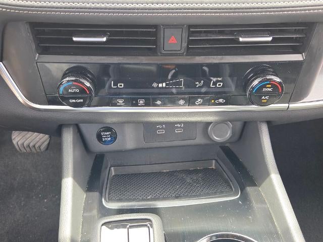 2024 Nissan Rogue FWD SV