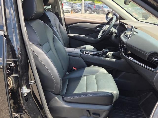 2022 Nissan Rogue AWD SL