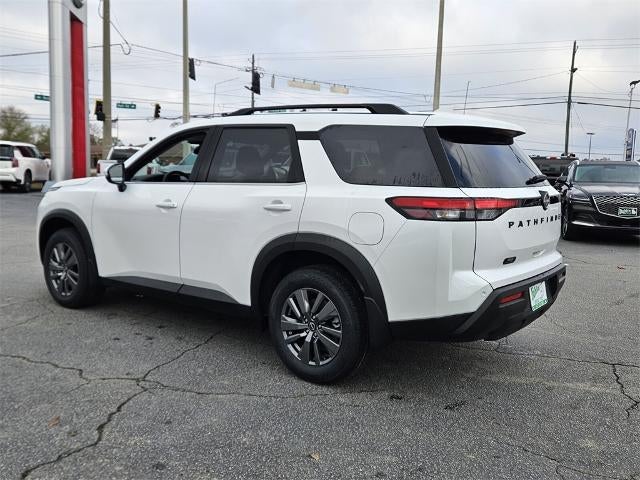 2025 Nissan Pathfinder SV