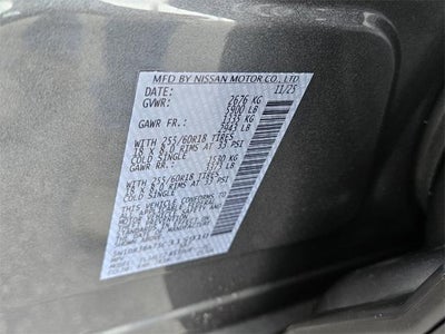 2025 Nissan Pathfinder SV