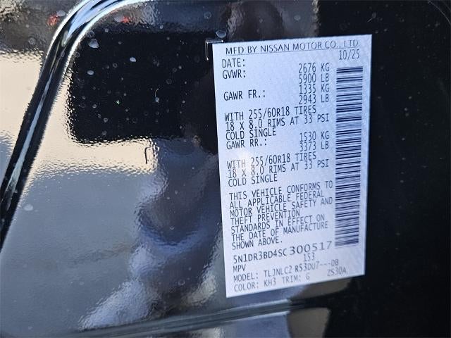 2025 Nissan Pathfinder SV