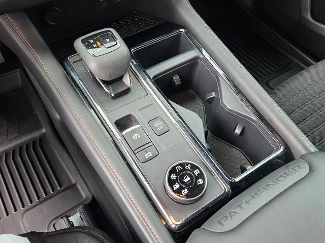 2024 Nissan Pathfinder Rock Creek 4WD