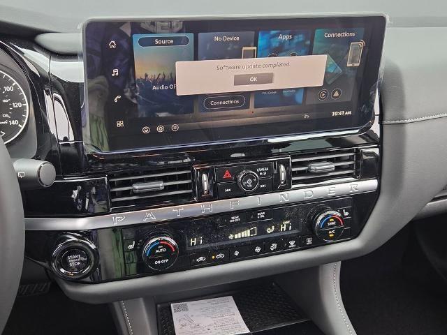 2026 Nissan Pathfinder SV