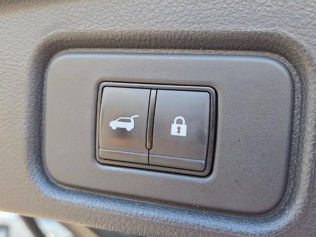 2024 Nissan Pathfinder SL 2WD