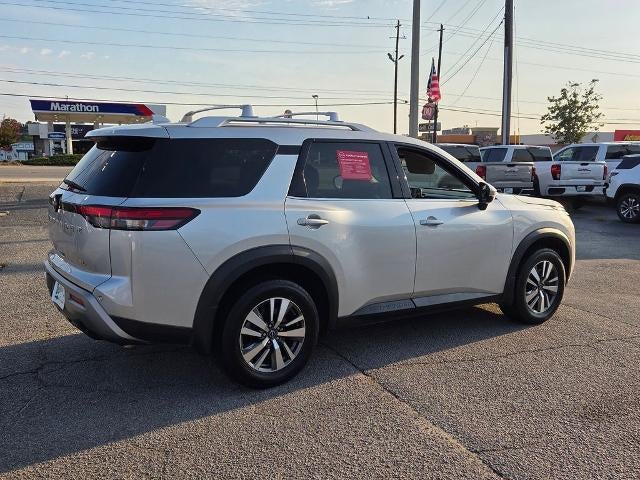 2024 Nissan Pathfinder SL 2WD
