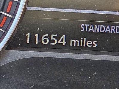 2025 Nissan Pathfinder SL 2WD