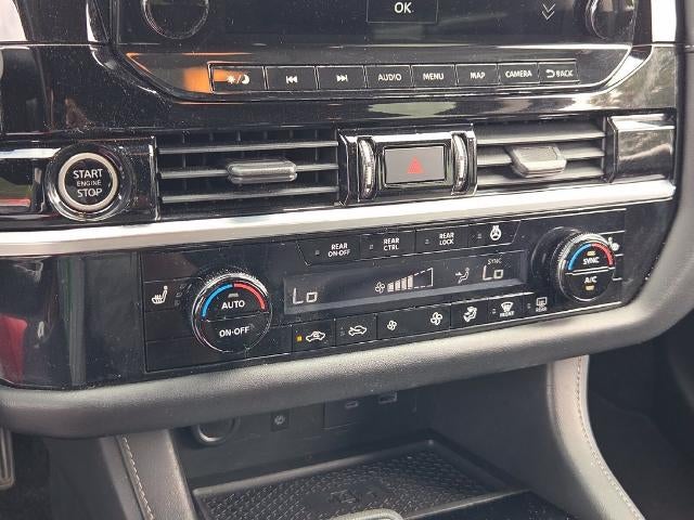 2022 Nissan Pathfinder SL 2WD