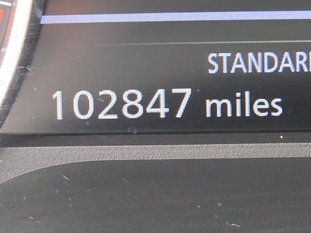 2022 Nissan Pathfinder SL 2WD