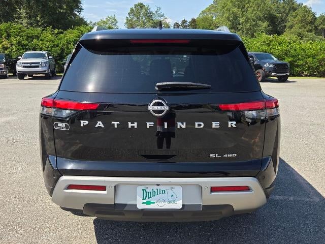 2025 Nissan Pathfinder SL 4WD