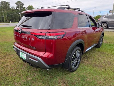 2026 Nissan Pathfinder Platinum