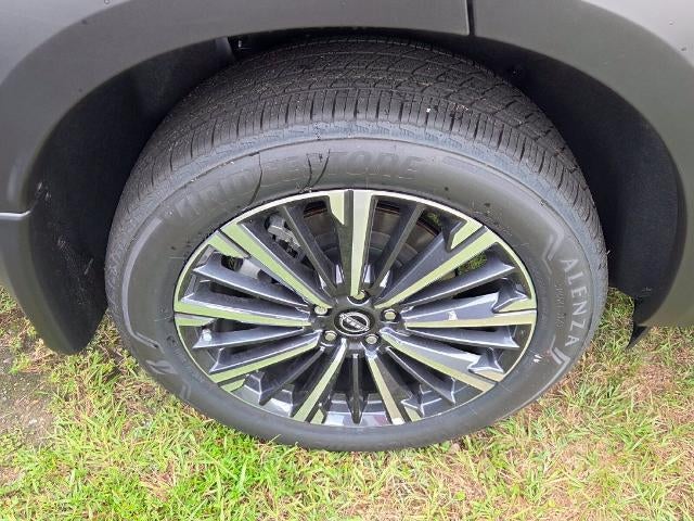 2026 Nissan Pathfinder Platinum 2WD