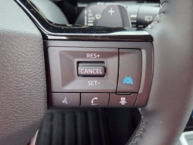 2026 Nissan Pathfinder Platinum 2WD