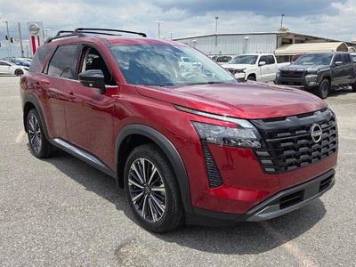 2026 Nissan Pathfinder Platinum 2WD