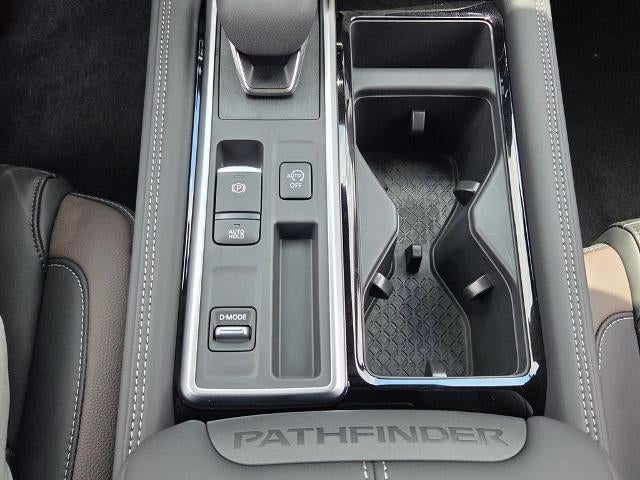 2026 Nissan Pathfinder Platinum 2WD