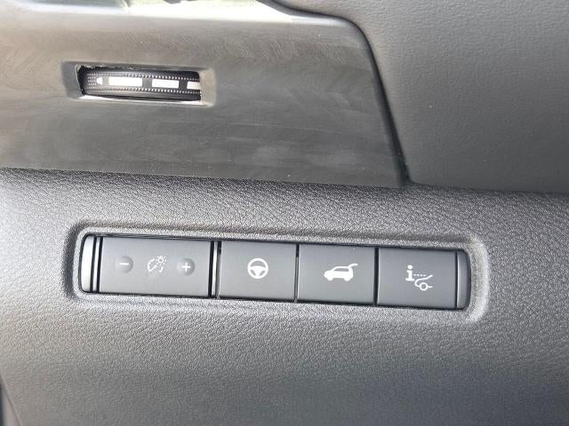2026 Nissan Pathfinder Platinum 2WD
